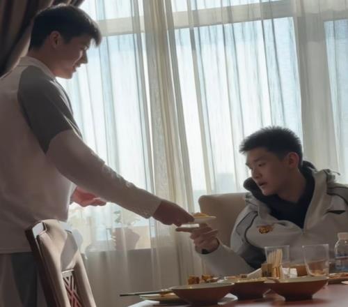 昨日激战,西部残阵男,篮今夜上演,凤凰彩票官网,Phoenix,Lottery凤凰彩票官网,凤凰彩票官网在线娱乐平台